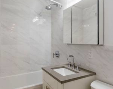 784 Columbus Avenue - Photo Thumbnail 6