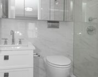 305 East 86th Street - Photo Thumbnail 6