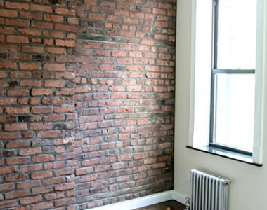 115 Mulberry St - Photo Thumbnail 3