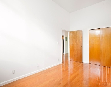 203 Rivington St. - Photo Thumbnail 3