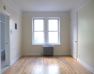 117 West 13th Street - Photo Thumbnail 0