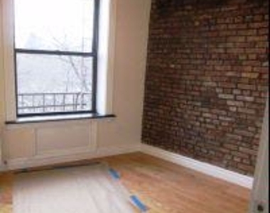 221 Mott Street - Photo Thumbnail 5