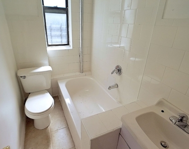 502 West 213th Street - Photo Thumbnail 4