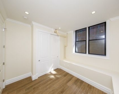 42 Sidney Place - Photo Thumbnail 2