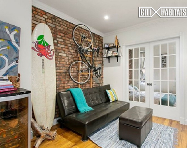 *NO FEE* 1 Bed*Mott Street - Photo Thumbnail 1