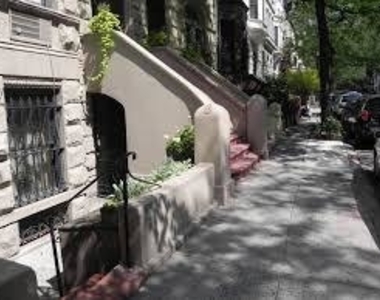 West 80th Street - Photo Thumbnail 0