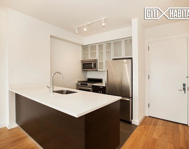 808 Columbus Avenue - Photo Thumbnail 1