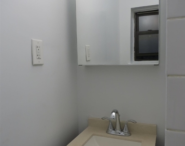 207-11 East 89th Street - Photo Thumbnail 7