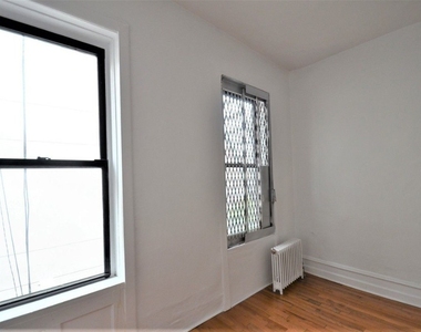 3964 Broadway - Photo Thumbnail 5