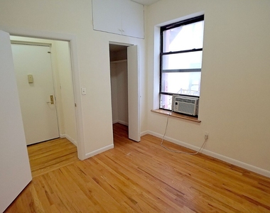 210 West 94th st - Photo Thumbnail 2