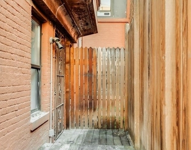 288 Clinton Avenue - Photo Thumbnail 5