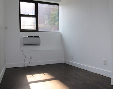 207 East 37th - Photo Thumbnail 5