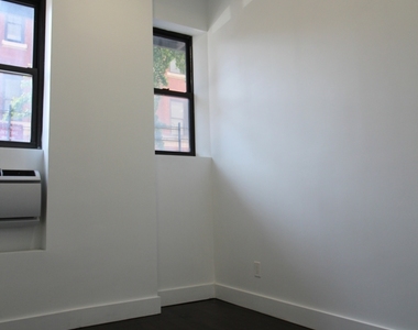 207 East 37th - Photo Thumbnail 4