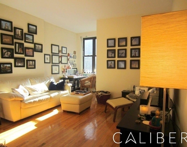 306 East 91st Street - Photo Thumbnail 0