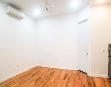 1211 Dean Street 3F - Photo Thumbnail 8