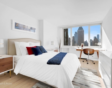 322 West 57th St - Photo Thumbnail 9