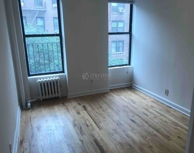 326 East 58th Street - Photo Thumbnail 5