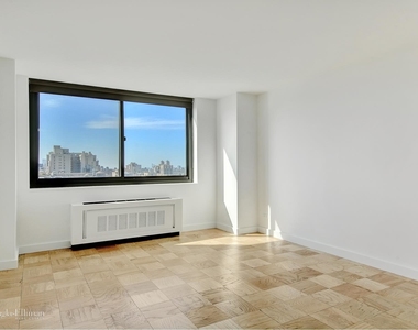 275 West 96th St - Photo Thumbnail 5