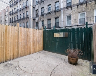 219 East 88 - Photo Thumbnail 4