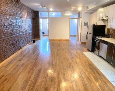 553 Grand St - Photo Thumbnail 6