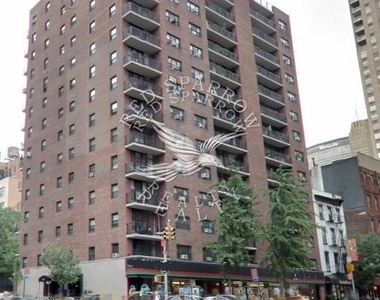 East 35th Street - Photo Thumbnail 8