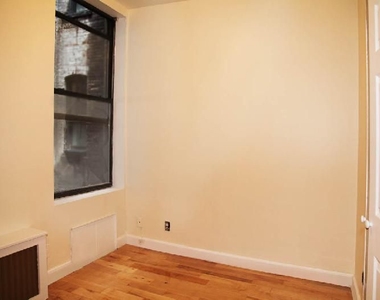 234 East 58th Street - Photo Thumbnail 1