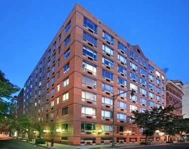 110 Horatio Street - Photo Thumbnail 1