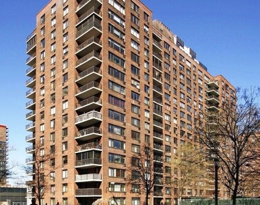 792 Columbus Avenue - Photo Thumbnail 5