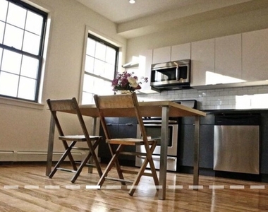 1103 willoughby - Photo Thumbnail 1