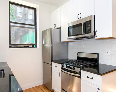 310 East 85th Street - Photo Thumbnail 2