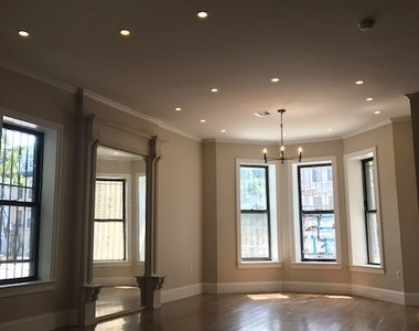 271 manhattan ave  - Photo Thumbnail 4