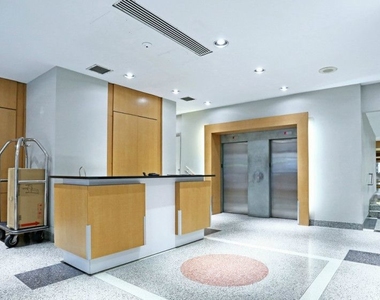 301 West 57th - Photo Thumbnail 7