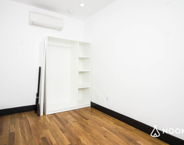 562 Park Pl  - Photo Thumbnail 7