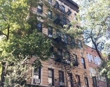 620 East 6th Street - Photo Thumbnail 9