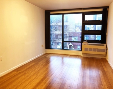 23-32 31 Drive, Astoria - Photo Thumbnail 6