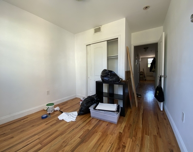 325 Lewis Avenue - Photo Thumbnail 3