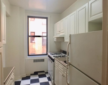 600 West 218th Street - Photo Thumbnail 9