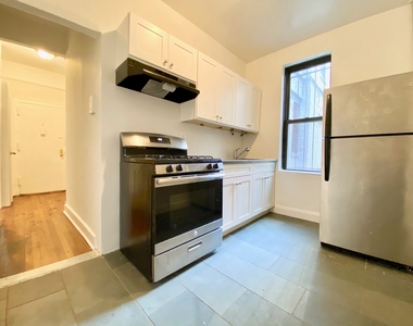 25 Woodruff Avenue - Photo Thumbnail 2