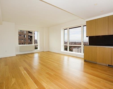 1280 Fifth Avenue - Photo Thumbnail 2