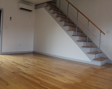 217 Ocean Avenue - Photo Thumbnail 2