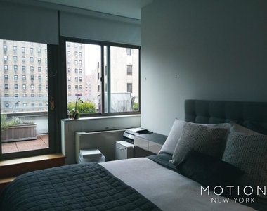 130 West 15th Street - Photo Thumbnail 11