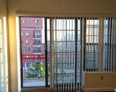 21-29 31st Avenue - Photo Thumbnail 10