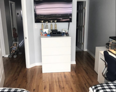 3BR on Bleecker Street - Photo Thumbnail 1