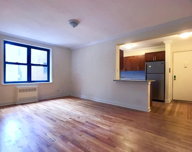 4489 Broadway - Photo Thumbnail 1