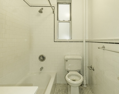 117 West 13th Street - Photo Thumbnail 8