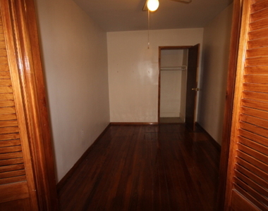 38 Nostrand Ave - Photo Thumbnail 4