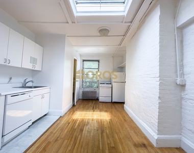 341 East 10th Street - Photo Thumbnail 3