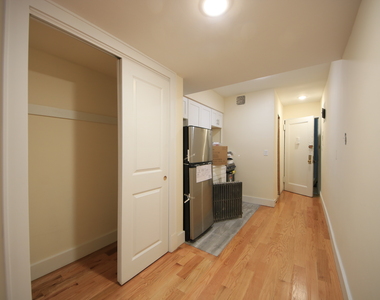 321 West 105th Street - Photo Thumbnail 2