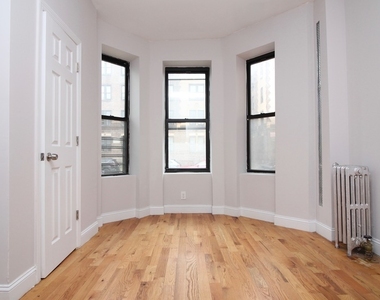 1789 Bedford Ave - Photo Thumbnail 4