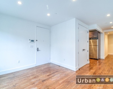 2514 Cortelyou Road - Photo Thumbnail 4